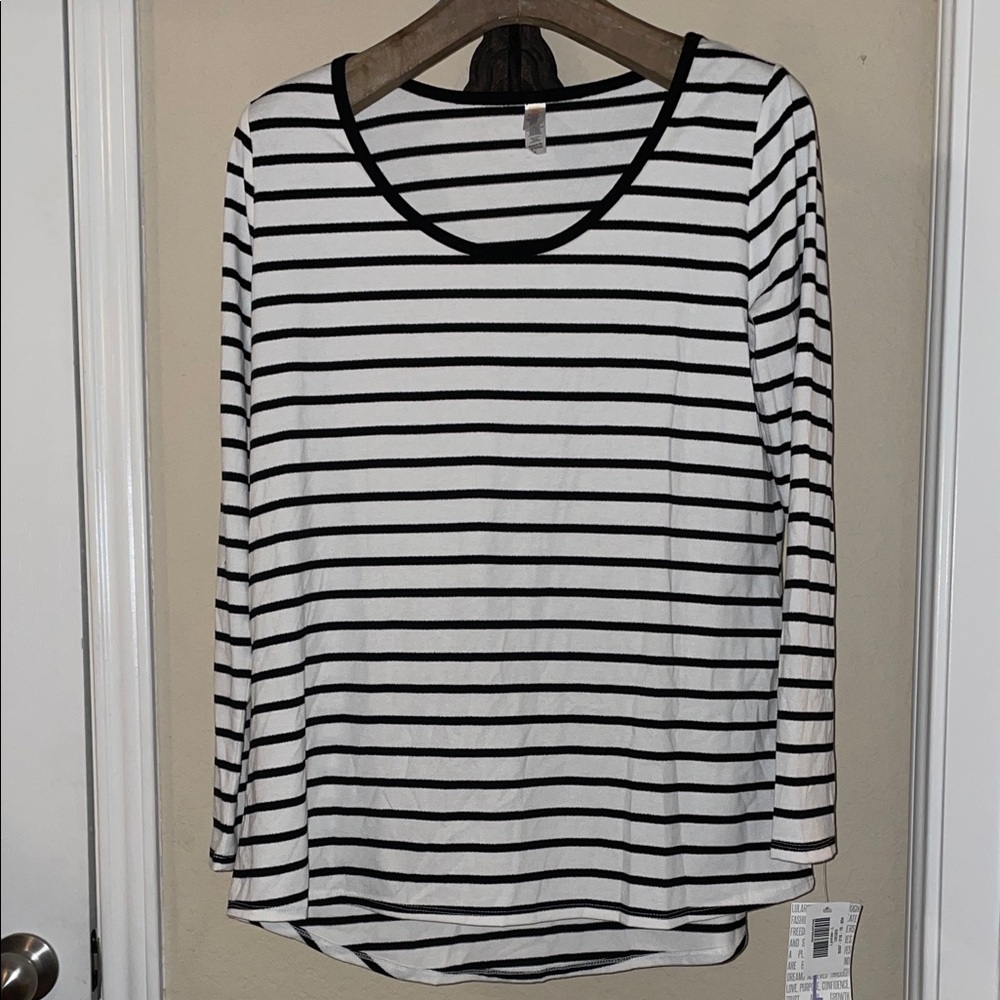 NWT LulaRoe Striped Black and White Women's Top
